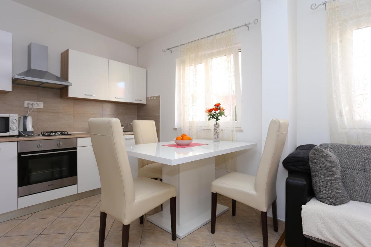 Apartments With A Parking Space Split - 11518 Exterior foto